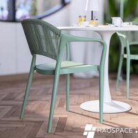 Ghế xếp chồng có tay vịn bằng nhựa polypropylene màu xanh lá cây Veronese và tựa lưng bằng dây thừng- GN014