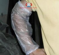 Ghệt tay nilon dày màu trắng chống nước và hóa chất nhẹ ( dài 38cm ) kiểu ống