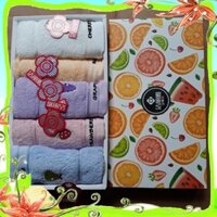 {GIÁ BÁN BUÔN} GD0954. KHĂN MẶT COTTON HÓA QUẢ DỄ THƯƠNG HỘP 5 CÁI {HÀNG HÈ}