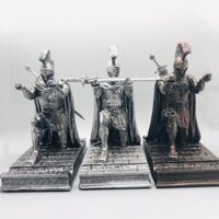 Giá Đỡ Bút, Điện Thoại Từ Tính Hình Tượng Hiệp Sĩ đội mũ Roman quỳ tặng kèm kiếm