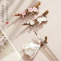 Giá đỡ bút thư pháp hoa mộc lan, đồ trang trí nhỏ bằng gốm, sáng tạo, bốn báu vật học tập, giá đỡ bút, phong cách cổ điển, giá đỡ hương cổ tích
