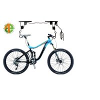 Giá treo xe đạp lên trần tiết kiệm diện tích
