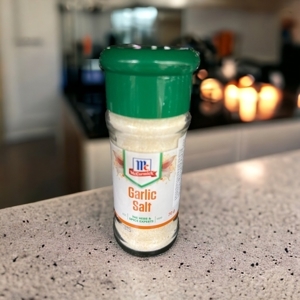 Gia vị tẩm ướp muối tỏi McCormick Garlic Salt 70g