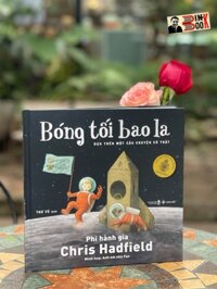 Giải sách IODE Jean Throop Bìa cứng Sách tranh thiếu nhi in màu BÓNG TỐI BAO LA  Dựa Trên Một Câu Chuyện Có Thật - Chris Hadfield  Anh Em Nhà Fan  Sanhobooks