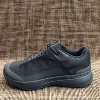 [Giảm giá hấp dẫn tại Đài Loan] Giày nam ngoại thương Phong cách mới Đi bộ đường dài Giày nam hợp thời trang nhẹ nhàng Thoải mái Thời trang cổ điển Giày nam ngoài trời phù hợp HTVQ