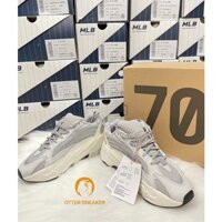 Giày adidas yeezy boost 700v2 static