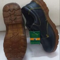 Giầy bảo hộ lao động kếp dẻo.