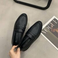 Giày bệt MoCa chất da mềm, êm phù hợp với thời trang hàng ngày