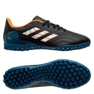 Giày bóng đá Adidas GW7390