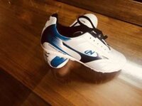 Giày bóng đá Coavu mới màu trắng