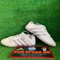 Giày Bóng Đá Nữ Nam Thể Thao Wika 3 Sọc Trắng Sọc Bạc- Giày Đá Banh TF Cao Cấp