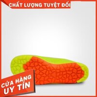Giày bóng đá sân cỏ nhân tạo trẻ em Ebet Eb6302 (vàng)