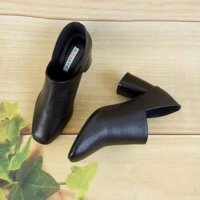 Giày boot nữ cổ thấp đế cao 6cm hàng hiệu rosata màu đen thời trang ro189 SVN