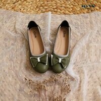 Giày búp bê da bò mềm màu xanh rêu nơ xòe xanh trắng mang êm chân