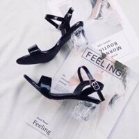 Giày cao gót màu đen đế trong suốt