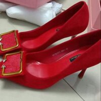 Giầy cao gót màu đỏ