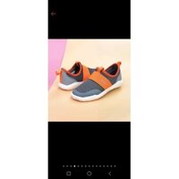 giày crocs pass lại giá 300k