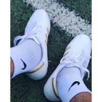 Giày đá bóng CT3 WIKA chính hãng Việt Nam.