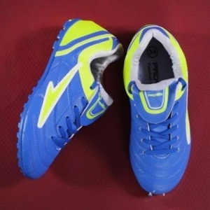 Giày đá bóng trẻ em Prowin FK02