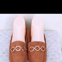 Giày da lộn ..............,.............................,,,,,,,,..............................................,,,,,,,,,,