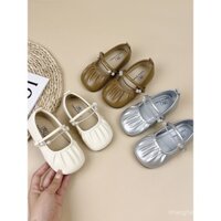 Giày da nhỏ màu trơn cho bé gái, giày lười trẻ em mới mùa thu, giày đơn dễ thương với ngọc trai