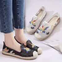 Giầy đế cói thêu hoa