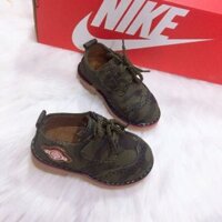 Giầy đế kếp dễ thương cho các bé