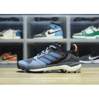 Giày đi bộ Adidas Terrex Skychaser