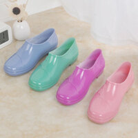 Giày Đi Mưa Thấp Giày Nước Giày Đi Mưa Giày Cao Su Nữ Nhà Bếp Chống Trơn Trượt Làm Việc Chống Thấm Nước Nông Miệng Người Lớn Flat Ống Ngắn Overshoes Mùa Hè20250317