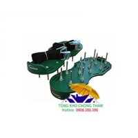 Giày đinh thi công sơn Epoxy – chống thấm polyurethane