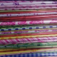 Giấy gói quà hoa văn trơn bóng xấp 40 tờ kt 50 x70 cm