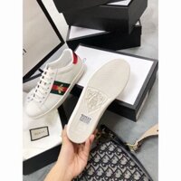 giầy gucci trắng nam nữ thêu hoa và con ong