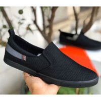 Giày lười LeVo có 2 màu đen và xám