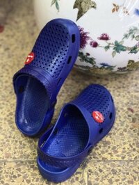 Giày lười nhựa đi trong nhà máy Sục rọ siêu nhẹ có lỗ thoáng khí, sục đi trong nhà máy