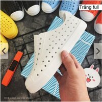 Giày nhựa NATIVE trẻ em - chất liệu nhựa E.V.A mềm, siêu nhẹ, không thấm nước, nhiều màu để lựa chọn