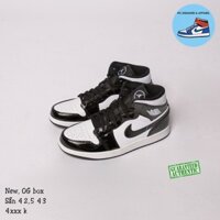 Giày Nike Air Jordan 1 Mid Carbon Fiber (chính hãng)