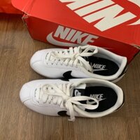 Giày nike auth