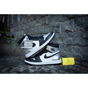 Giày Nike Wmns Air Jordan 1 High OG 'Silver Toe' CD0461-001