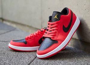 Giày Nike Wmns Air Jordan 1 Low 'Siren Red' DC0774-600