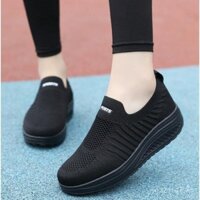 Giày nữ màu đen mới, có lưới thoáng khí, không trượt, thoải mái cho các bà mẹ trung niên, giày thường không làm mỏi chân