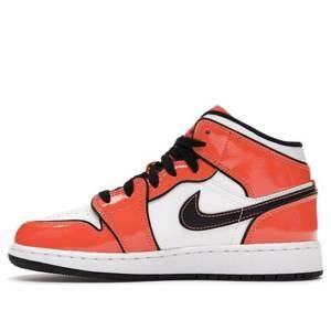 Giày nữ Nike Air Jordan BQ6931-802