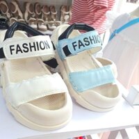 Gìày sandal cho bé trai và bé gái nhẹ êm quai dán mũi chống trượt, giày quai hậu cho bé trai và bé gái đi học cực đẹp