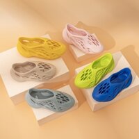 Giày Sandal Nhựa eva Đế Dày Chống Trượt Thiết Kế Đục Lỗ Thời Trang Đi Biển Cho Bé