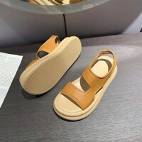 Giày sandal nữ quai hậu qua da đế cao.