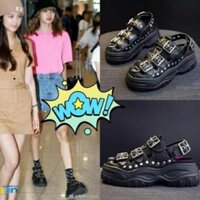 Giày sandals Lisa BLACKPINK nạm đinh cá tính đế cao 6,5cm DVO