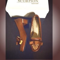 Giày scorpion size 35