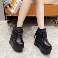 Giày siêu cao gót đế xuồng 14cm Bốt ngắn tua rua đinh tán đế dày Bốt nữ độn cao trong mùa thu đông
