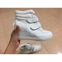 Giày sneaker cao cổ