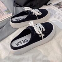 Giày sục thể thao buộc dây