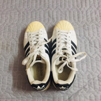 Giầy SUPERSTAR của hãng ADIDAS size 37 2hand